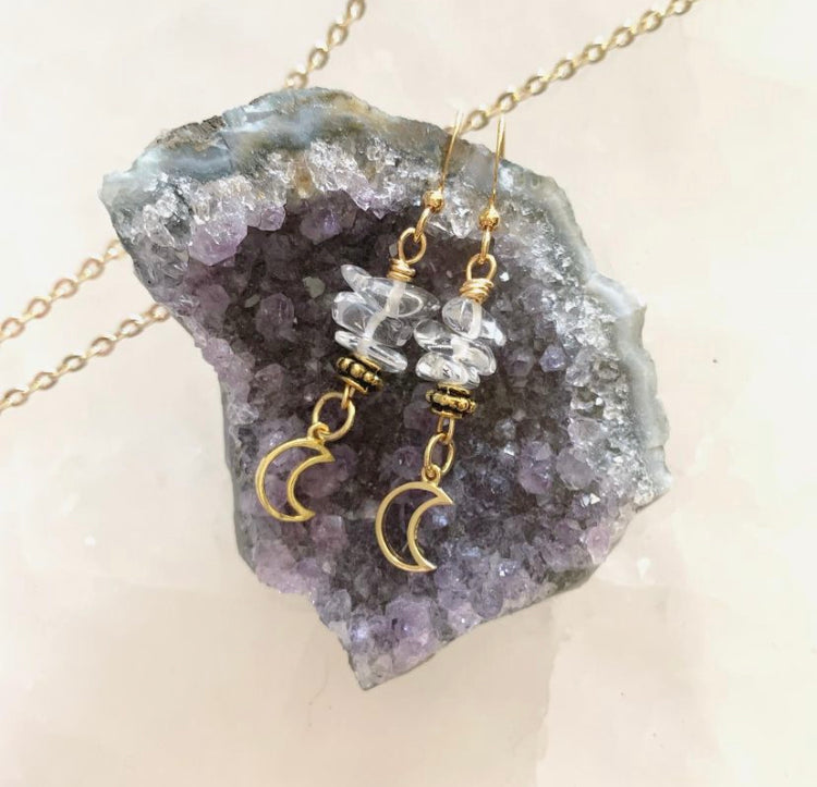 Pearl/ Clear Quartz Mystic Moon Earrings (Gold)