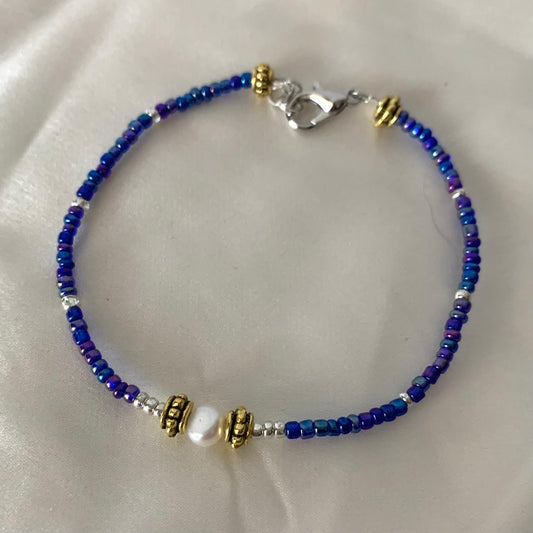 Fresh Water Pearl and Glass Bead Bracelet