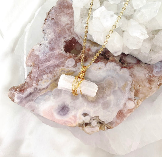 Selenite Necklace (Gold)