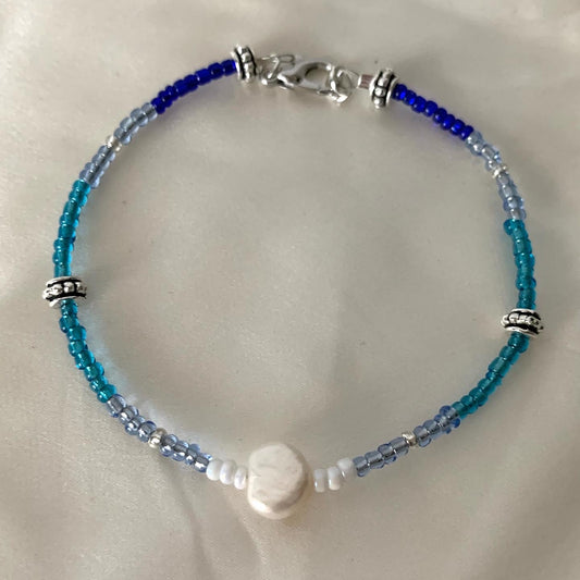 Fresh Water Pearl and Glass Bead Bracelet